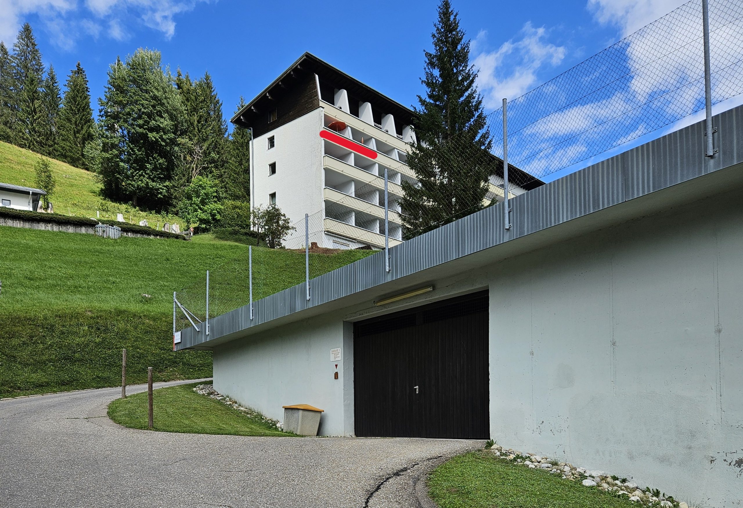 Garage des Hauses Sonnalpin
